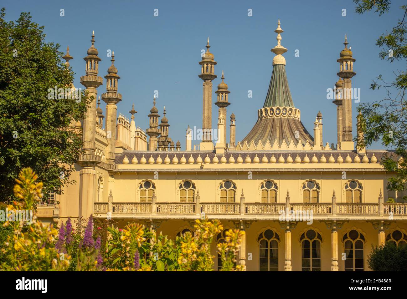 Il tetto del Brighton Pavilion in estate. Foto Stock