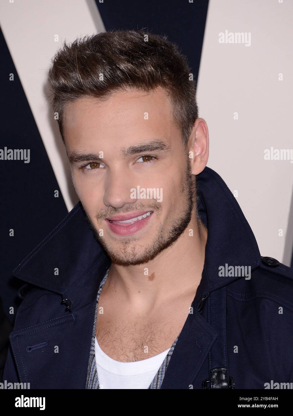 New York, Stati Uniti. 16 ottobre 2024. Un cantante di direzione Liam Payne, 31 anni, è stato trovato morto dopo essere caduto dal terzo piano dell'hotel a Buenos Aires, Argentina, il 16 ottobre 2024.-------------------------------------------------------------- 26 agosto 2013 New York City, NY. Liam Payne, One Direction 'One Direction: This Is Us', prima di New York al Ziegfeld Theatre © Tammie Arroyo/AFF-USA. Credito COM: AFF/Alamy Live News Foto Stock
