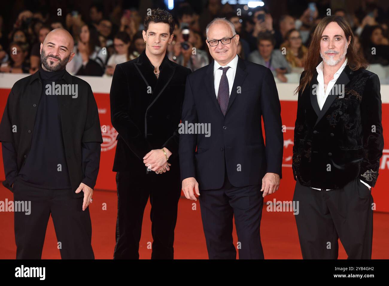 Cerimonia di apertura e Berlinguer - la grande ambizione Berlinguer - il tappeto rosso la grande ambizione Giuliano Sangiorgi, Achille Lauro, Roberto Gualtieri, Manuel Agnelli partecipa alla cerimonia di apertura e Berlinguer - la grande ambizione Berlinguer - il tappeto rosso la grande ambizione durante il 19° Festival del Cinema di Roma all'Auditorium Parco della musica il 16 ottobre 2024 a Roma, Italia. Imago-images/Emmefoto Copyright: XImago-images/Emmefotox Foto Stock