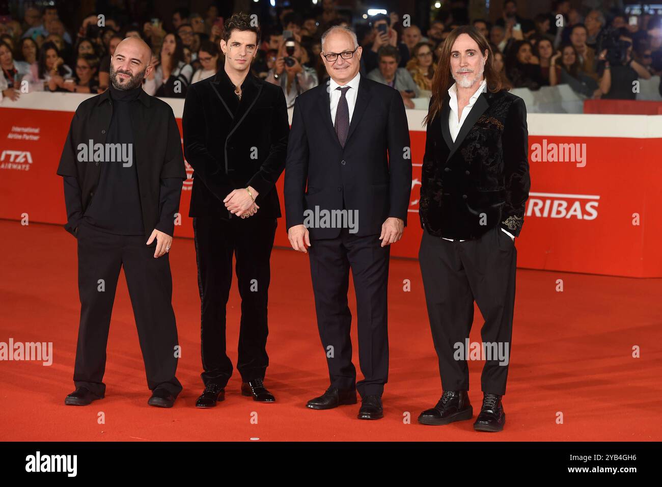 Cerimonia di apertura e Berlinguer - la grande ambizione Berlinguer - il tappeto rosso la grande ambizione Giuliano Sangiorgi, Achille Lauro, Roberto Gualtieri, Manuel Agnelli partecipa alla cerimonia di apertura e Berlinguer - la grande ambizione Berlinguer - il tappeto rosso la grande ambizione durante il 19° Festival del Cinema di Roma all'Auditorium Parco della musica il 16 ottobre 2024 a Roma, Italia. Imago-images/Emmefoto Copyright: XImago-images/Emmefotox Foto Stock