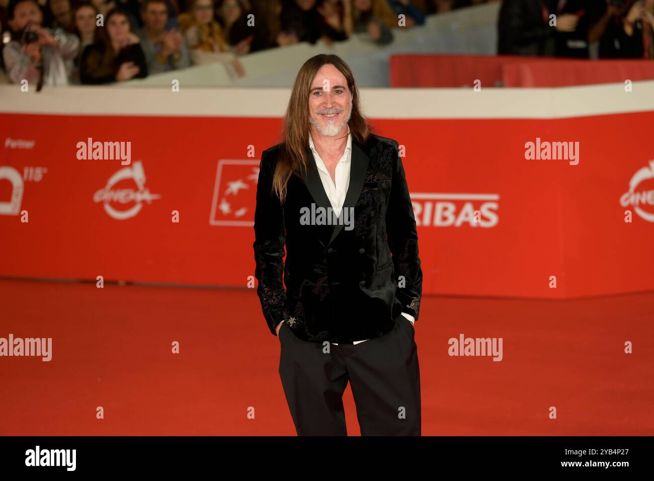 Roma, Italia. 16 ottobre 2024. Manuel Agnelli partecipa al Red carpet della cerimonia di apertura del Rome Film Fest 2024 presso l'Auditorium Parco della musica. (Foto di Mario Cartelli/SOPA Images/Sipa USA) credito: SIPA USA/Alamy Live News Foto Stock