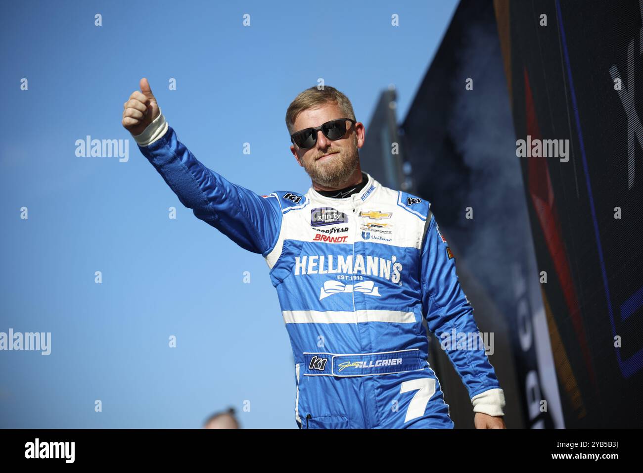 Justin Allgaier (7), il driver NASCAR Xfinity Series, viene presentato per il Dead on Tools 250 all'autodromo di Martinsville a Ridgeway, Virginia Foto Stock