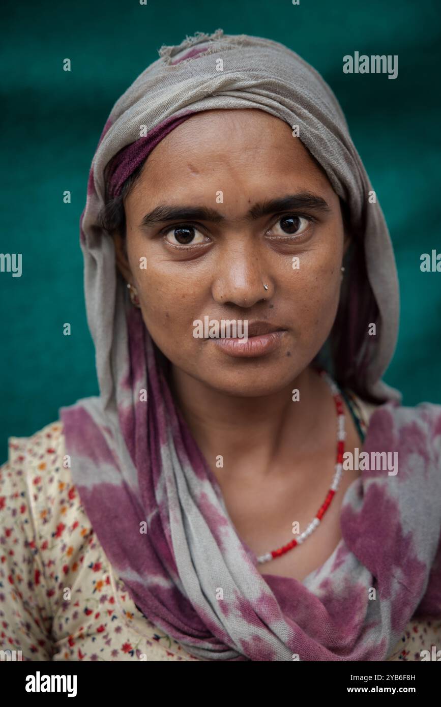 Ritratto di una giovane donna indiana, Gujarat, India Foto Stock