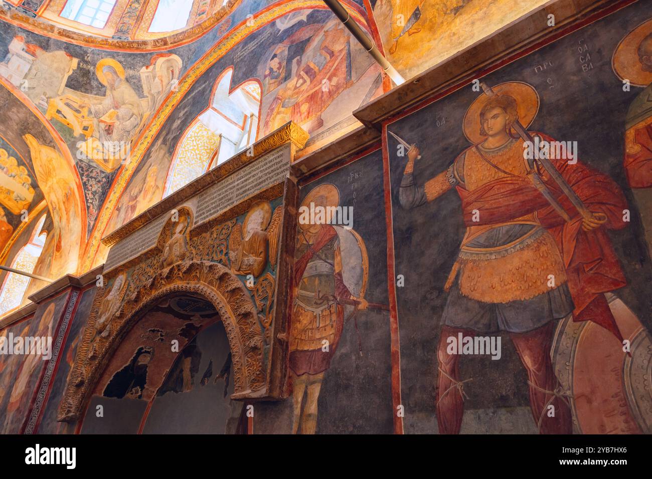 Vista interna della chiesa di Chora, nota anche come moschea Kariye. Visita la foto del concept di Istanbul. Istanbul Turchia - 8.17.2024 Foto Stock