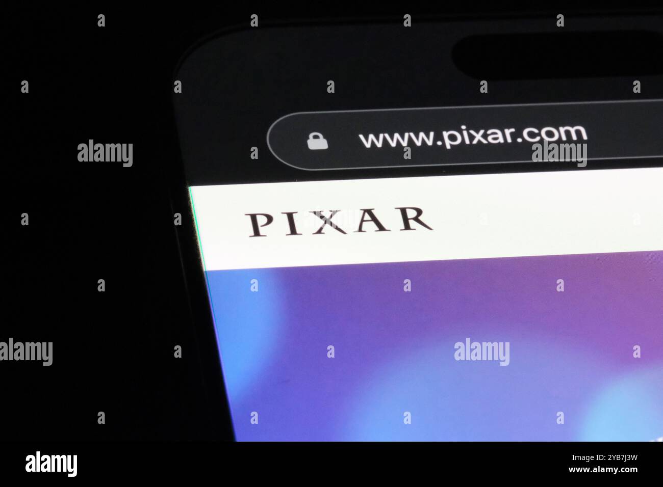 Logo del marchio Pixar Animation Studios sul sito Web Foto Stock
