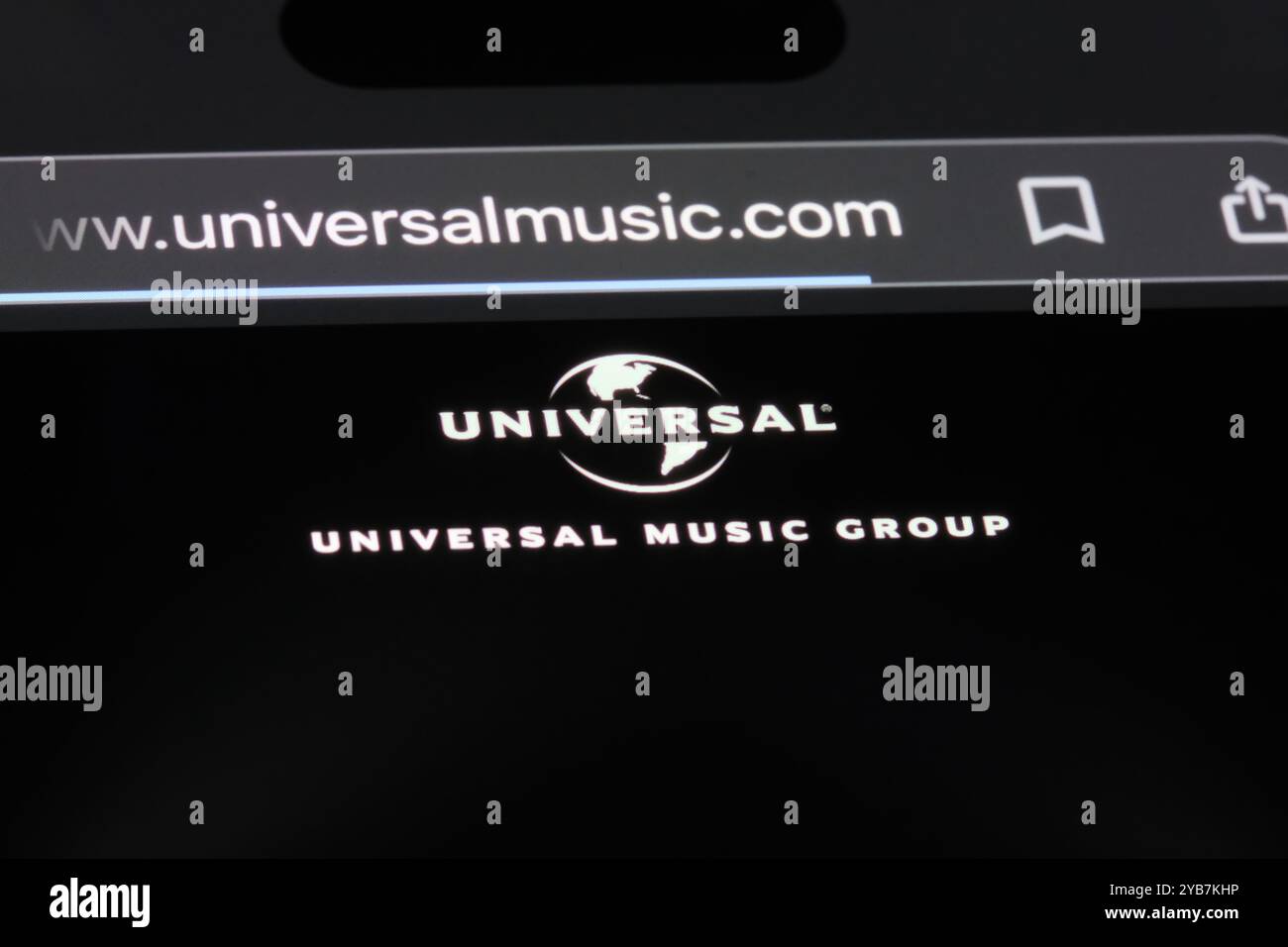 Logo del marchio Universal Music Group Corporation sul sito Web Foto Stock