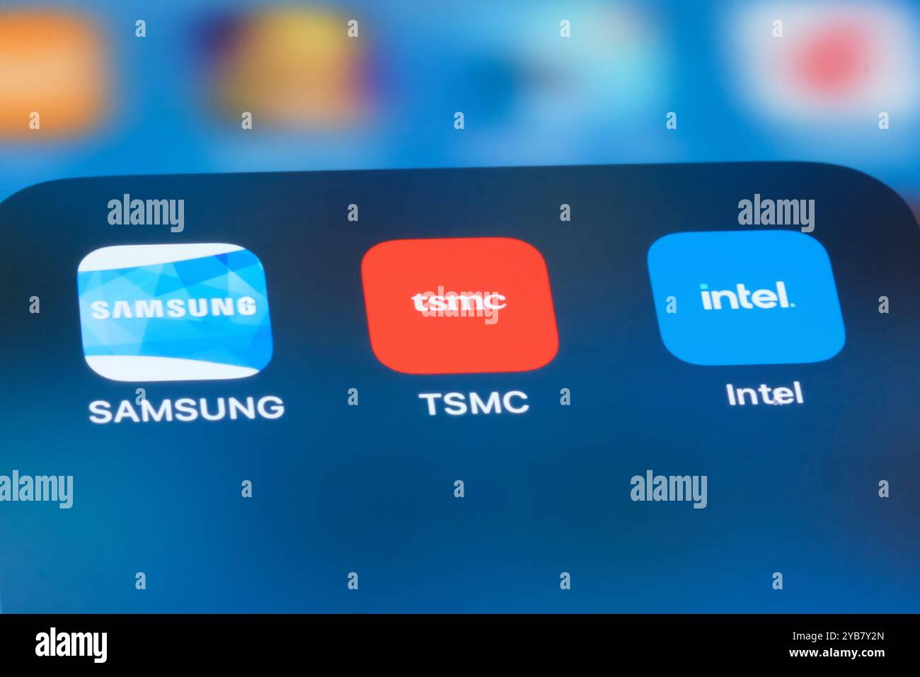 Shanghai, Cina - 7 luglio 2024: TSMC, Samsung e Intel. Aziende di semiconduttori assortite Foto Stock