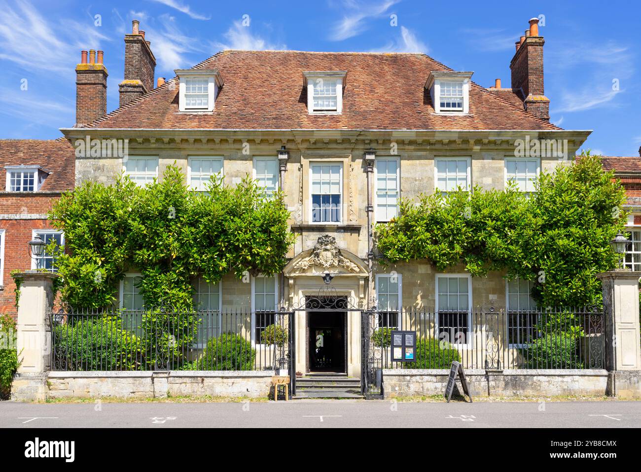 Salisbury Mompesson House Salisbury una casa georgiana del XVIII secolo nella vicina Cattedrale vicino Salisbury Wiltshire Inghilterra Regno Unito GB Europa Foto Stock