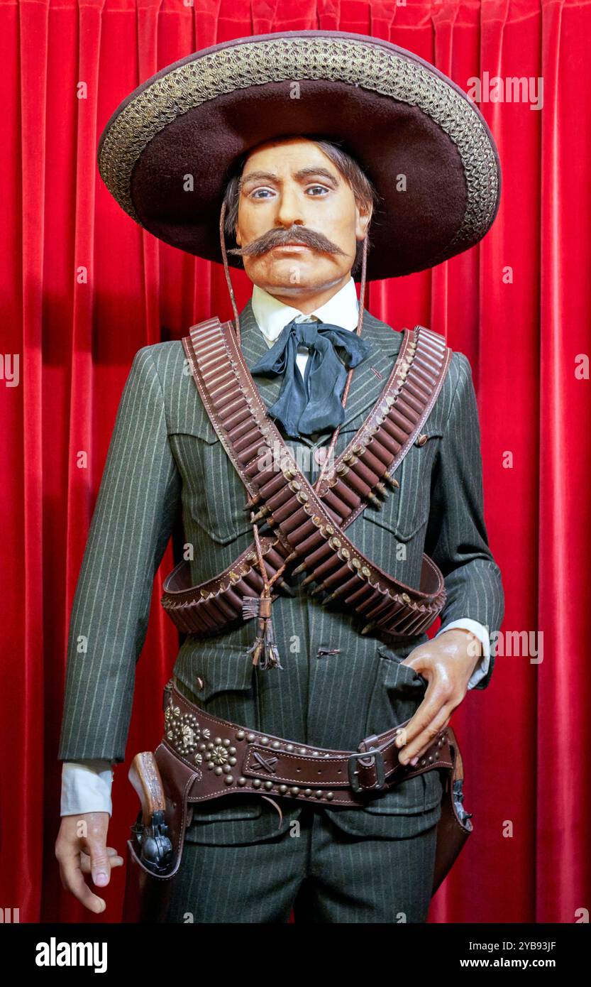 Emiliano Zapata Salazar figura in cera nel museo Madame Tussauds di Madrid Foto Stock Emiliano Zapata Salazar figura in cera nel museo Madame Tussauds di Madrid Foto Stock