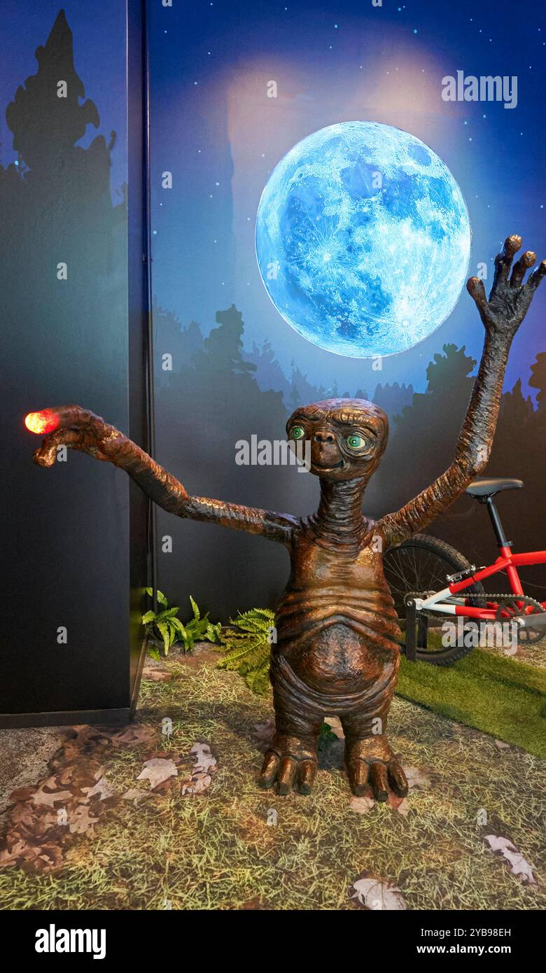 NECA E.T. - statua di cera extraterrestre nel museo Madame Tussauds di Madrid Foto Stock