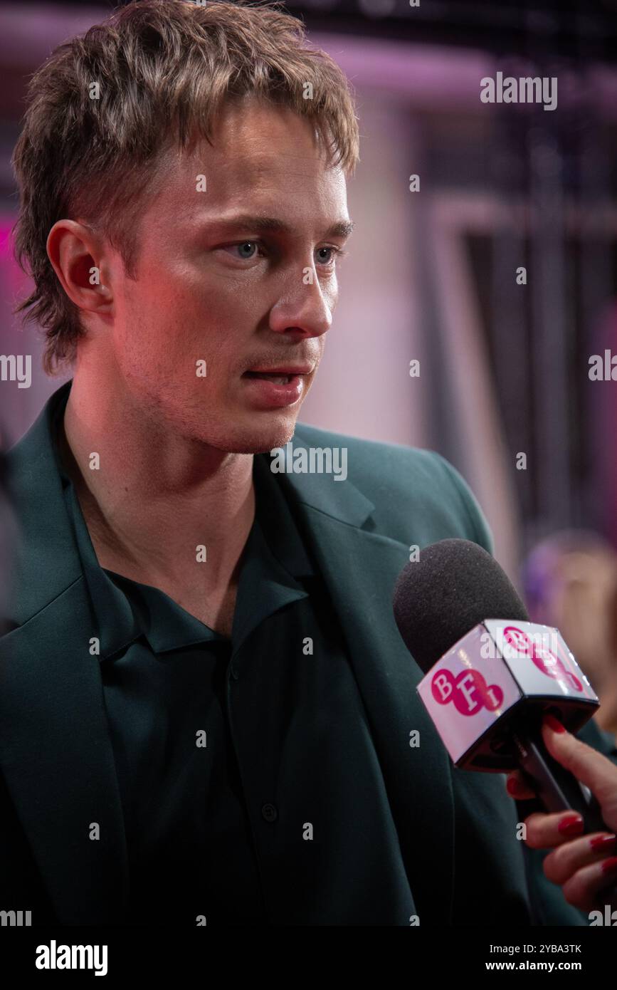 Londra, Regno Unito. 17 ottobre 2024. Drew Starkey partecipa alla presentazione speciale "Queer" durante il 68° BFI London Film Festival alla Royal Festival Hall. Credito: SOPA Images Limited/Alamy Live News Foto Stock