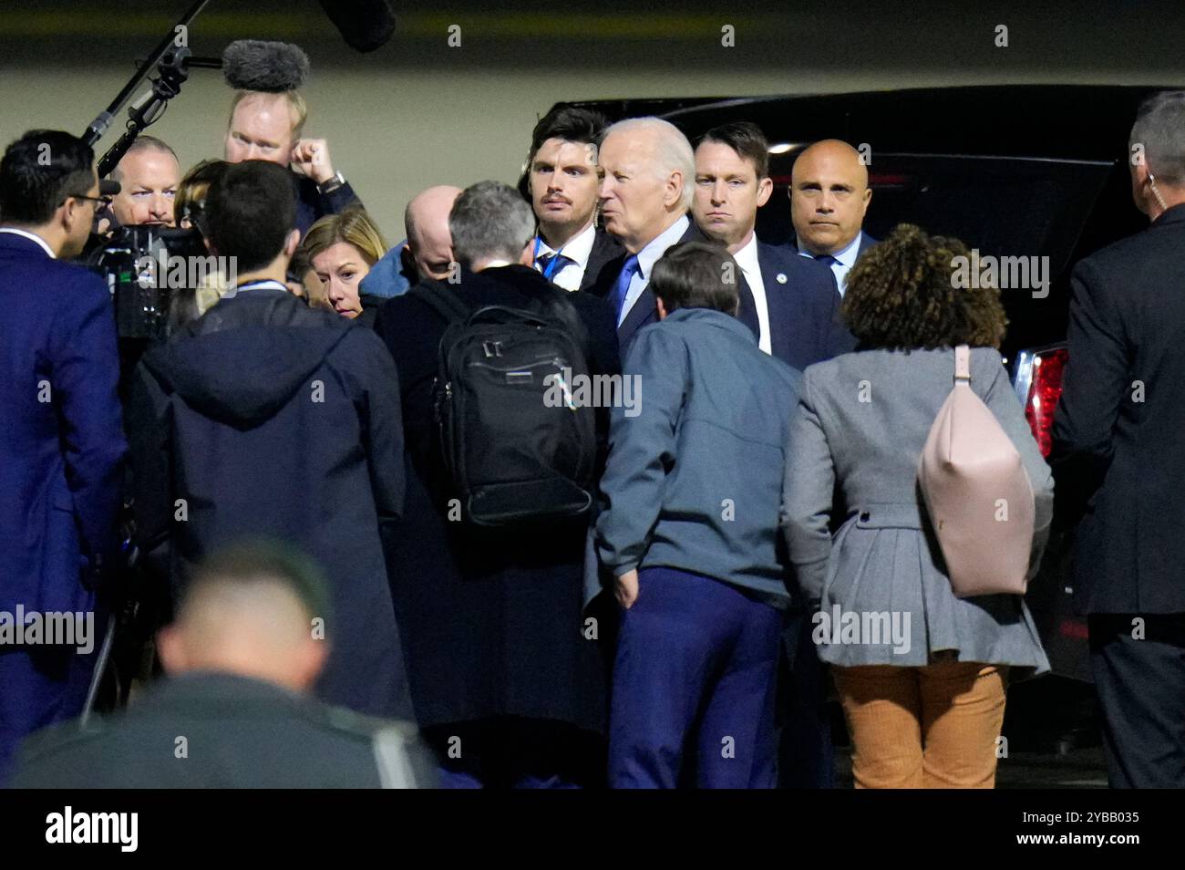 Joseph R. Biden Jr. Bei Seiner Ankunft zu seinem Staatsbesuch in Deutschland mit der Air Force One auf dem militärischen Teil vom Flughafen Berlin-Brandenburg. Berlino, 17.10.2024 Foto Stock