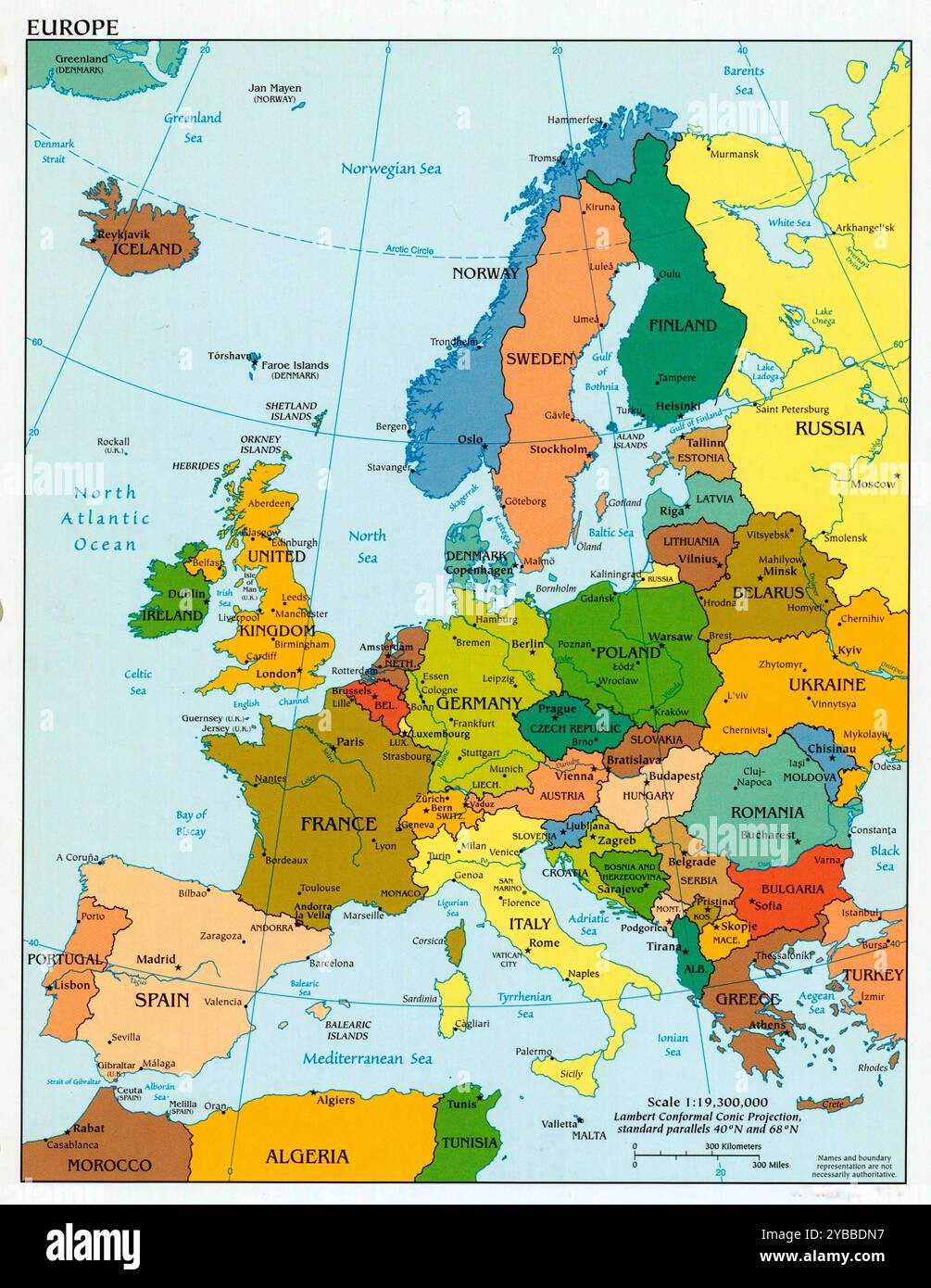 Mappa politica dettagliata e colorata d'epoca d'Europa poster da viaggio scaricabile Foto Stock