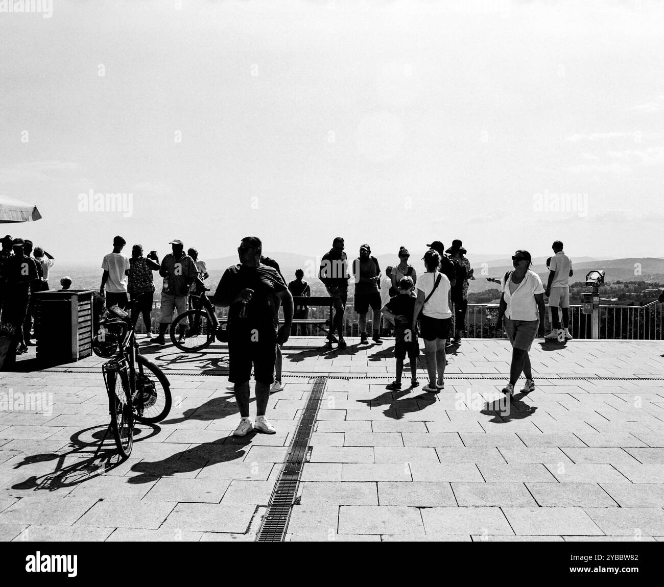 Punto panoramico a Kahlenberg nel 19° distretto della città di Vienna, parte della Wienerwald (foresta viennese), Vienna Austria. Foto Stock