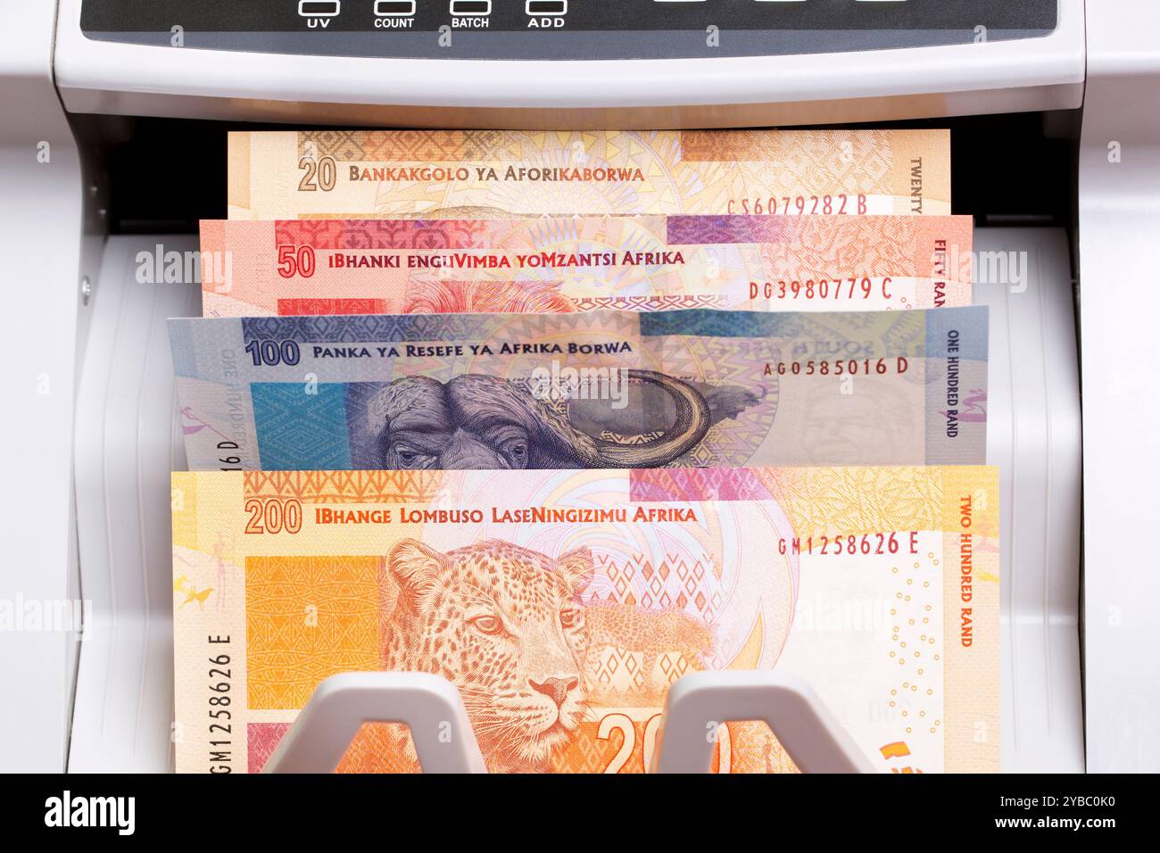 Soldi sudafricani - rand nella macchina di conteggio Foto Stock