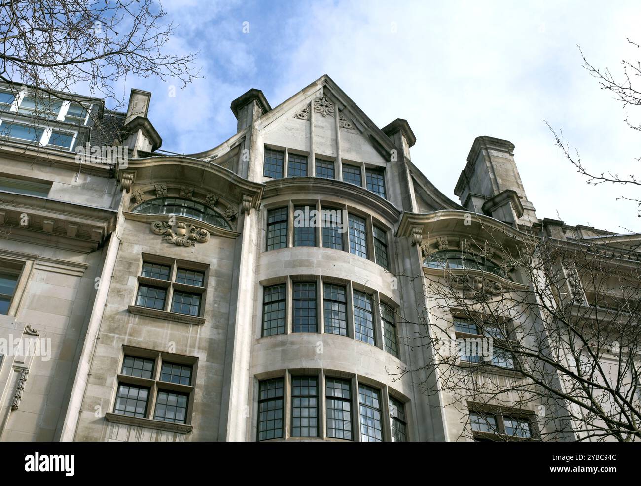 Kingsway Chambers, uno dei tanti edifici imponenti di Kingsway, Holborn Foto Stock