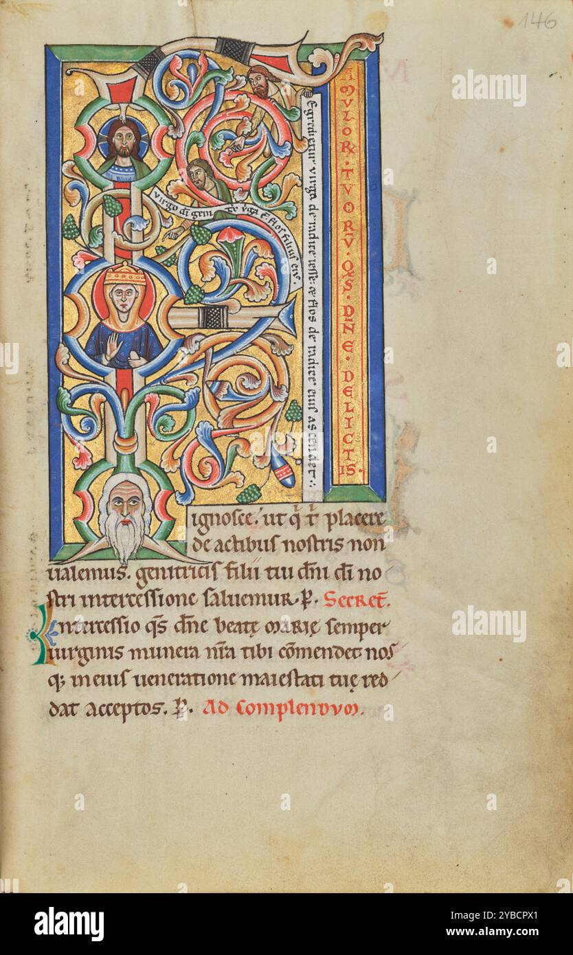 Iniziale F: L'albero di Jesse; Stammheim Missal, probabilmente anni '1170 Informazioni aggiuntive:incorporato nella forma della F iniziale è l'albero di Jesse. Questa rappresentazione diagrammatica mostra la presunta discendenza di Gesù dal padre di re Davide, Jesse, attraverso la Vergine Maria. La genealogia deriva da un passaggio in Isaia che descrive un fiore che germoglierà dalla "radice di Jesse". Il passaggio è inciso sul rotolo verticale tenuto dall'uomo barbuto in alto a destra. L'iniziale apre le preghiere per la Festa dell'assunzione della Vergine. Viene visualizzato sulla pagina doppia f Foto Stock