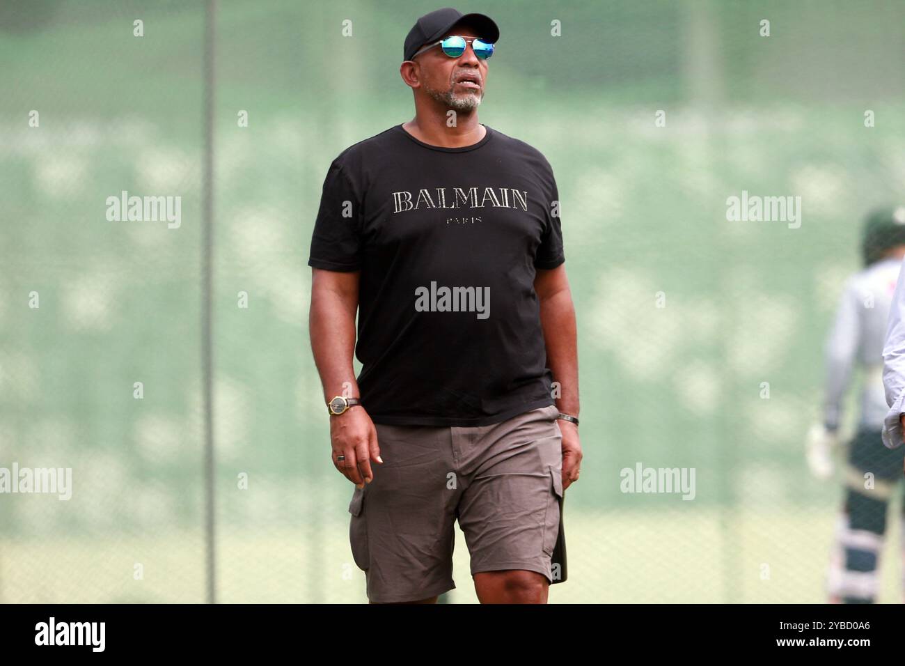 Il Bangladesh Cricket Board (BCB) ha nominato l'ex battitore delle Indie occidentali Phil Simmons capo allenatore della squadra nazionale maschile di cricket che è arrivata Foto Stock