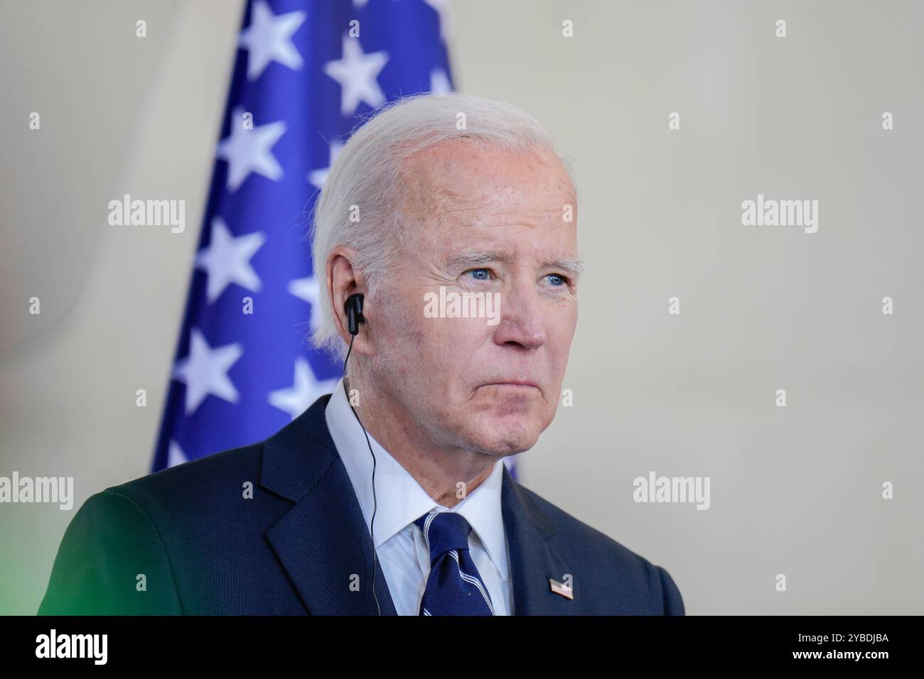 Staatsbesuch des amerikanischen Präsidenten, Joseph R. Biden Jr. Besuch des Präsidenten der Vereinigten Staaten von Amerika, Joseph R. Biden Jr., in Deutschland. Pressestatements des amerikanischen Präsidenten im Bundeskanzleramt Berlin Berlin GER *** visita di Stato del Presidente degli Stati Uniti d'America, Joseph R Biden Jr visita del Presidente degli Stati Uniti d'America, Joseph R Biden Jr, in Germania dichiarazioni stampa del Presidente americano presso la Cancelleria federale Berlino GER Foto Stock