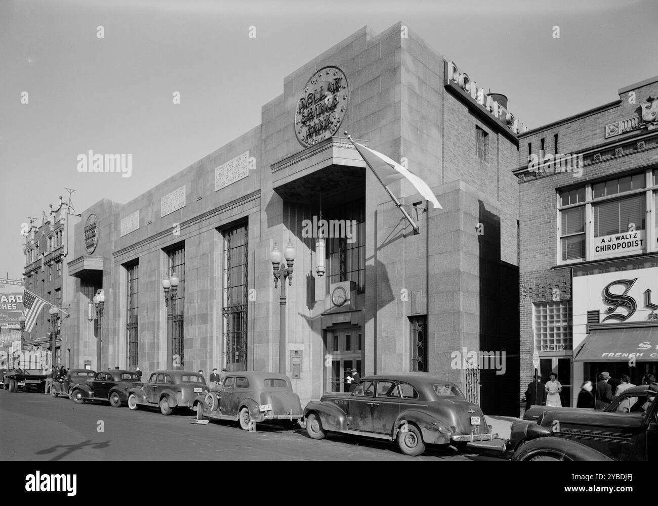 Dollar Savings Bank, Grand Concourse, Bronx, New York, 1946. Foto Stock