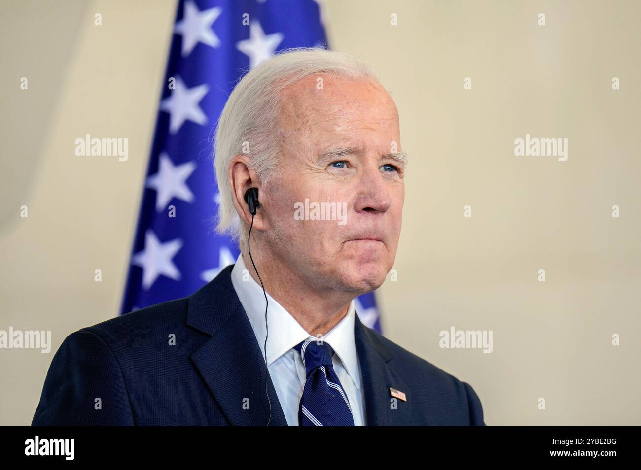 Joe Biden beim Pressestatement nach dem bilateralen Gespräch des amerikanischen Präsidenten mit dem Bundeskanzler im Bundeskanzleramt. Berlino, 18.10.2024 Foto Stock