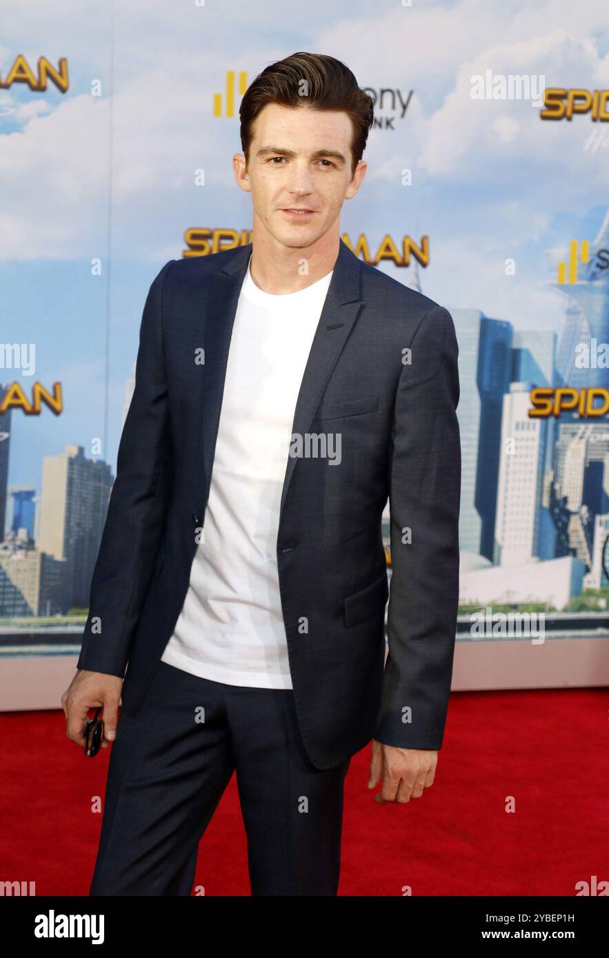 Drake Bell alla prima mondiale di "Spider-Man: Homecoming" tenutasi al TCL Chinese Theatre di Hollywood, USA il 28 giugno 2017. Foto Stock