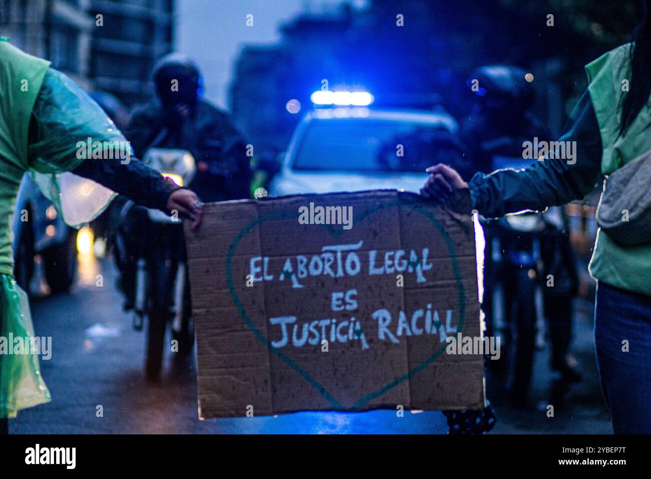 28 S, MARCIA PER LA DEPENALIZZAZIONE DELL'ABORTO, QUITO - ECUADOR. 2024 in Ecuador, la depenalizzazione dell’aborto è avanzata, ma affronta ancora il segno Foto Stock