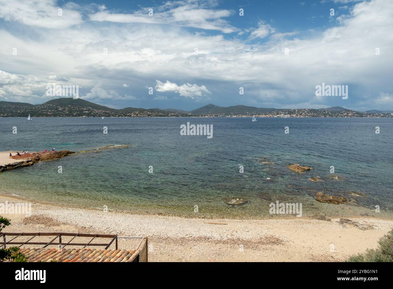Spiaggia la Ponche a Saint-Tropez, Costa Azzurra, Francia, Europa, Provenza. Foto Stock