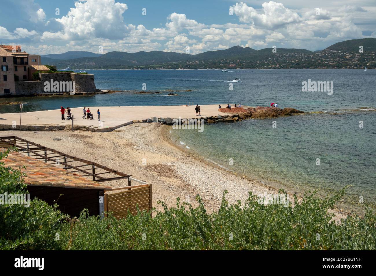 La Ponche e la spiaggia di Pesquière a Saint-Tropez, in Costa Azzurra, Francia, Europa, Provenza. Foto Stock
