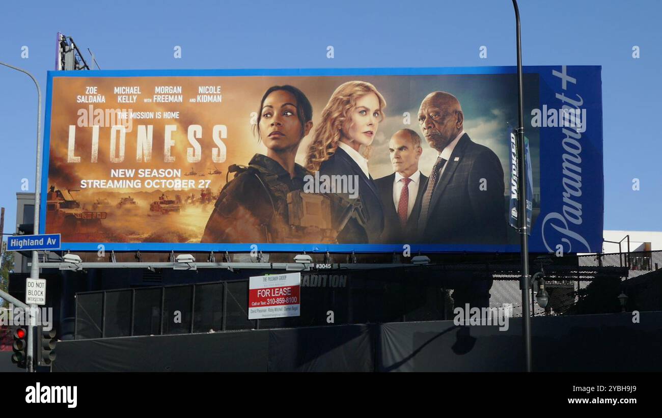 Los Angeles, California, USA 18 ottobre 2024 Lioness Billboard con Zoe Saldana, Nicole Kidman e Morgan Freeman il 18 ottobre 2024 a Los Angeles, California, USA. Foto di Barry King/Alamy Stock Photo Foto Stock