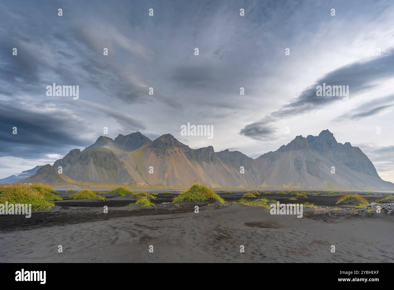 Vista del monte Vestrahorn in Islanda Foto Stock