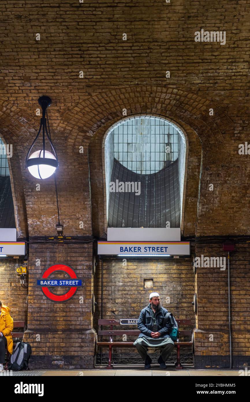 Stazione della metropolitana di Baker Street a Londra Foto Stock