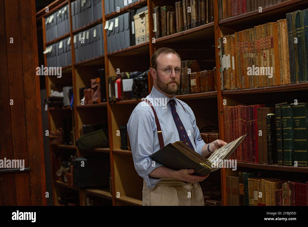 Nicholas Harlow, manager della camera da letto, James Purdey & Sons Foto Stock Nicholas Harlow, manager della camera da letto, James Purdey & Sons Foto Stock