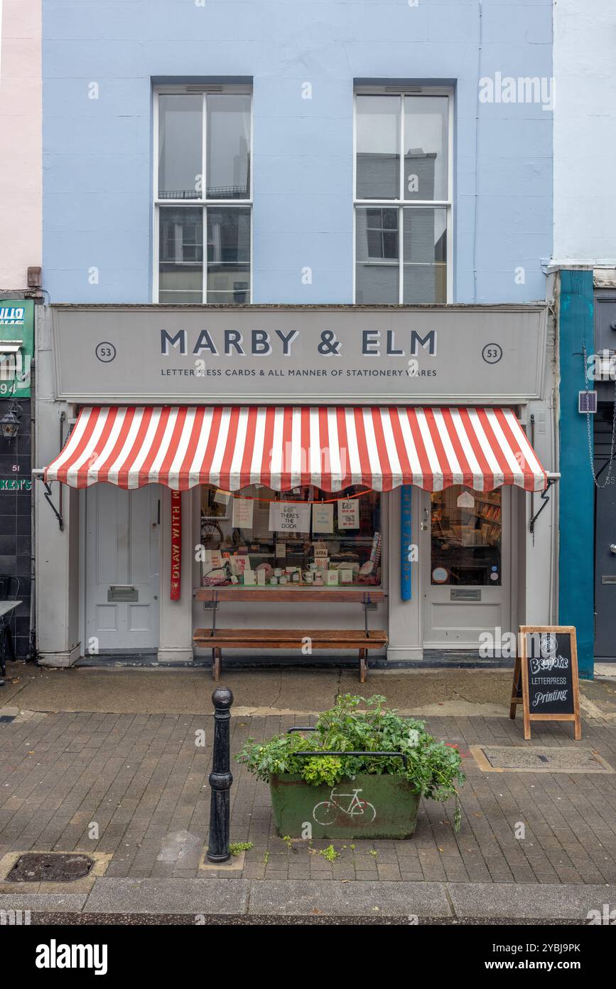 Esterno dello studio di design Marby and Elm Letterpress e negozio all'Exmouth Market London, Regno Unito Foto Stock