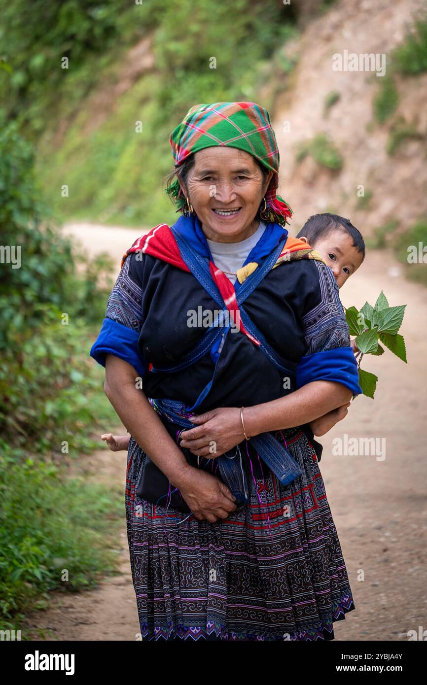 28 settembre 2023: Immagine di minoranze etniche nel distretto di Mu Cang Chai, Vietnam Foto Stock