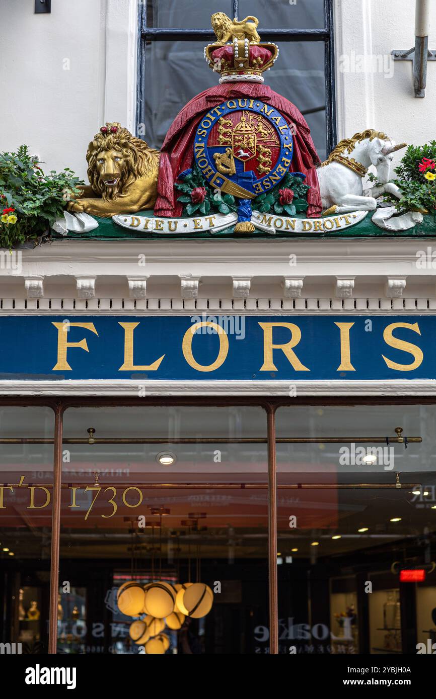 Floris London British Perfumers dal 1730 Foto Stock Floris London British Perfumers dal 1730 Foto Stock