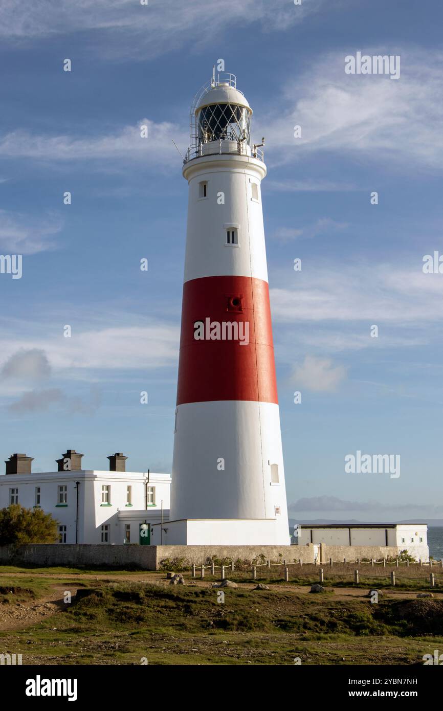 Portland, Dorset, Regno Unito - 18 ottobre 2024: Il faro di Portland Bill Foto Stock