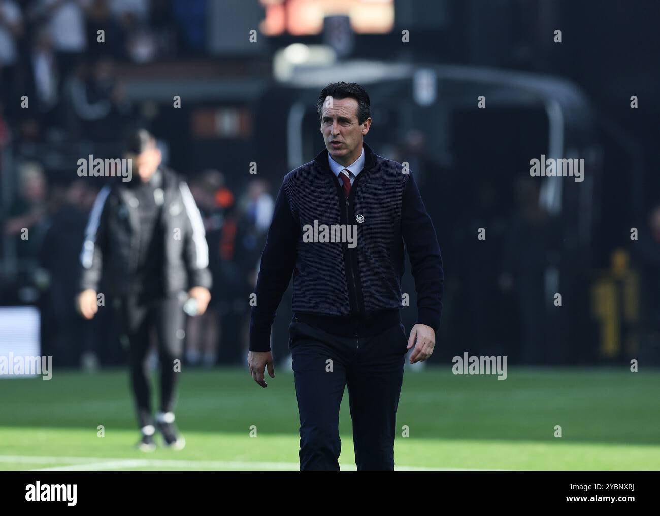 Craven Cottage, Fulham, Londra, Regno Unito. 19 ottobre 2024. Premier League Football, Fulham contro Aston Villa; Aston Villa Manager Unai Emery Credit: Action Plus Sports/Alamy Live News Foto Stock