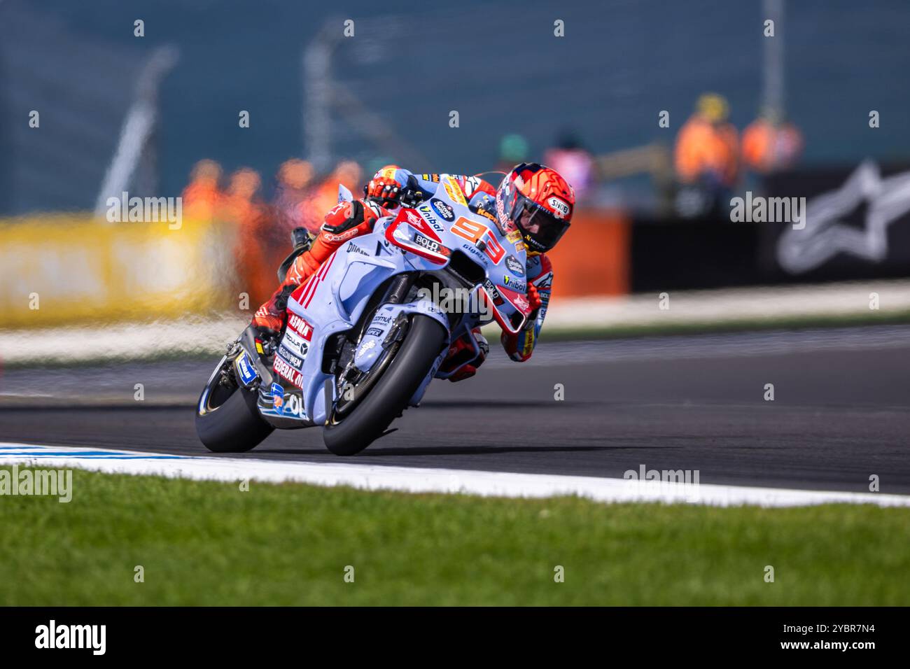 Melbourne, Australia. 19 ottobre 2024. Marc Marquez su Gresini Racing MotoGP™ Ducati durante la sessione di qualificazione al MotoGP 2024 australiano sul circuito di Phillip Island Grand Prix. Crediti: Santanu Banik/Alamy Live News Foto Stock