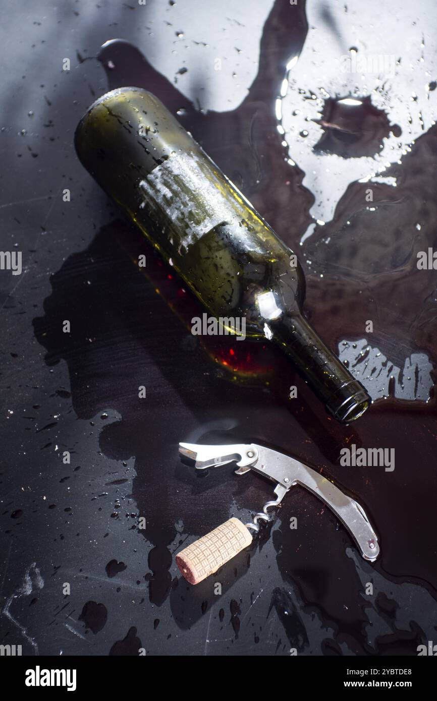 Il flagello negativo di un consumo eccessivo di alcol in generale Foto Stock