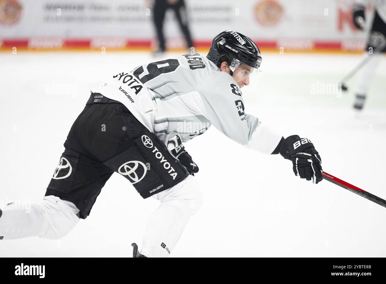 PSD Bank Dome, Duesseldorf, Renania settentrionale-Vestfalia, Gregor Macleod (Koelner Haie, #89), PENNY DEL, Duesseldorfer EG-Koelner Haie su 18.10.2024 presso il Foto Stock