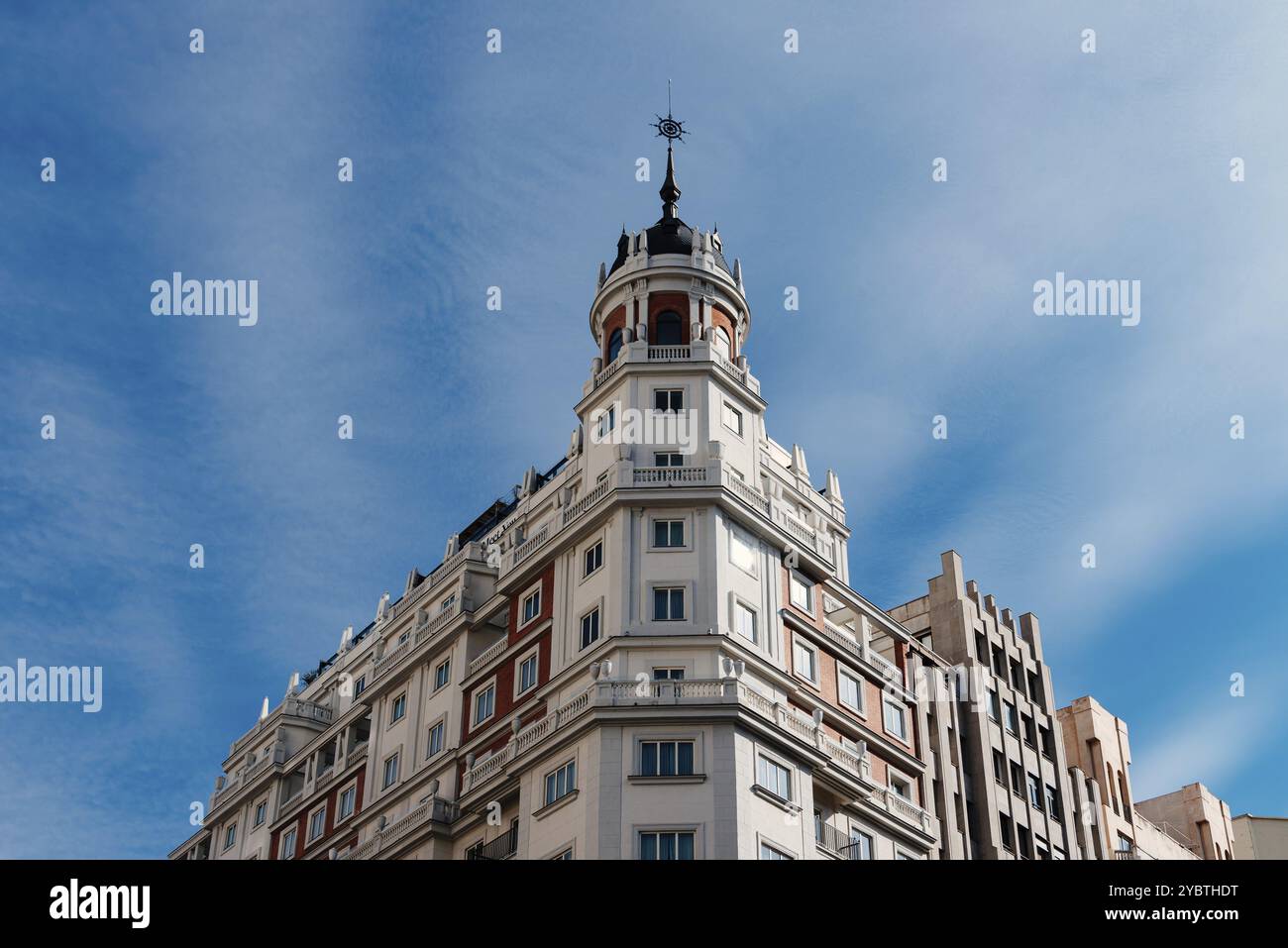 Madrid, Spagna, 5 febbraio 2022: Caro Hotel e Nizza per incontrarvi nello Sky lounge della Gran via di Madrid, Europa Foto Stock