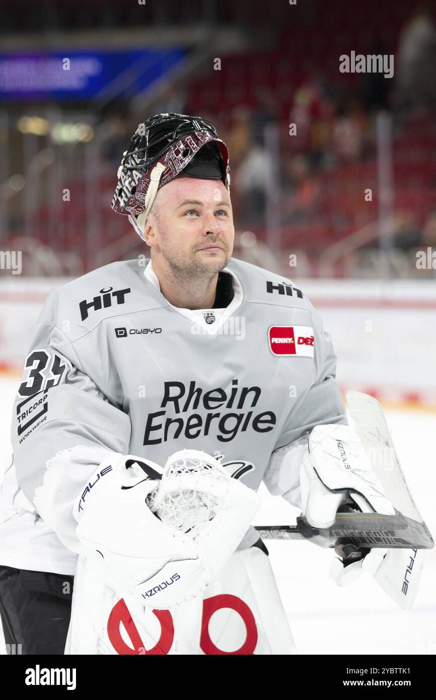 PSD Bank Dome, Duesseldorf, Renania settentrionale-Vestfalia, Julius Hudacek (Koelner Haie, #35), PENNY DEL, Duesseldorfer EG-Koelner Haie il 18/10/2024 presso il Foto Stock
