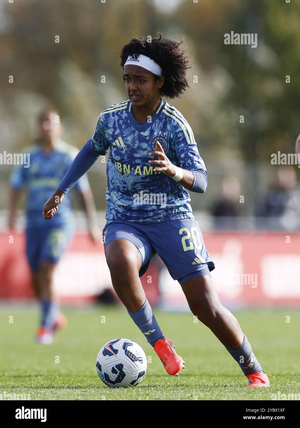 ROTTERDAM - Lily Yohannes di Ajax Women durante l'Azerion Women's Eredivisie match tra Feyenoord e Ajax allo Sportcomplex Varkenoord il 20 ottobre 2024 a Rotterdam, Paesi Bassi. ANP PIETER STAM DE JONGE Foto Stock