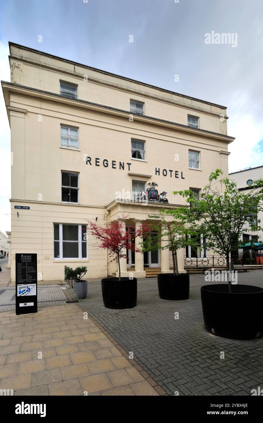 The Regent Hotel, The Parade, Royal Leamington Spa, Warwickshire, Inghilterra, REGNO UNITO Foto Stock