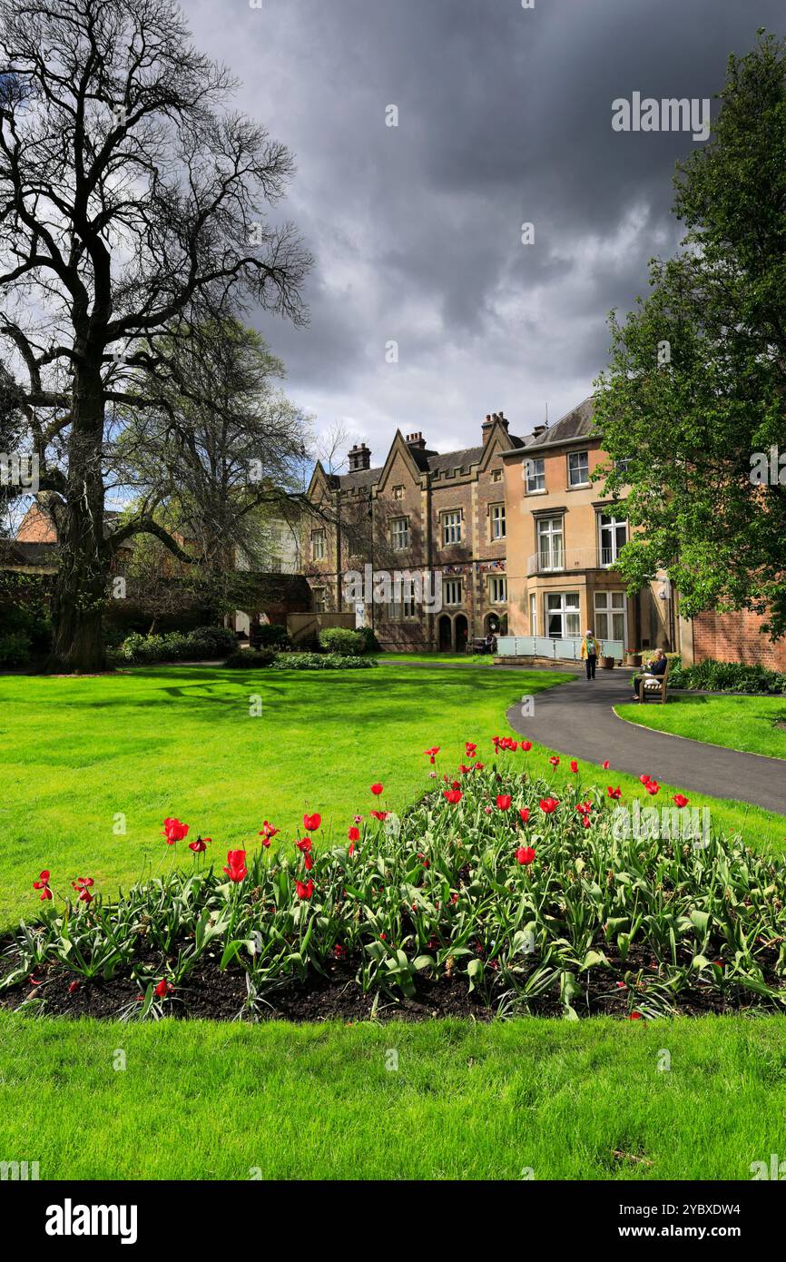 Il Pageant Garden nel parco del Warwick Visitor Centre, Warwick Town, Warwickshire, Inghilterra, Regno Unito Foto Stock
