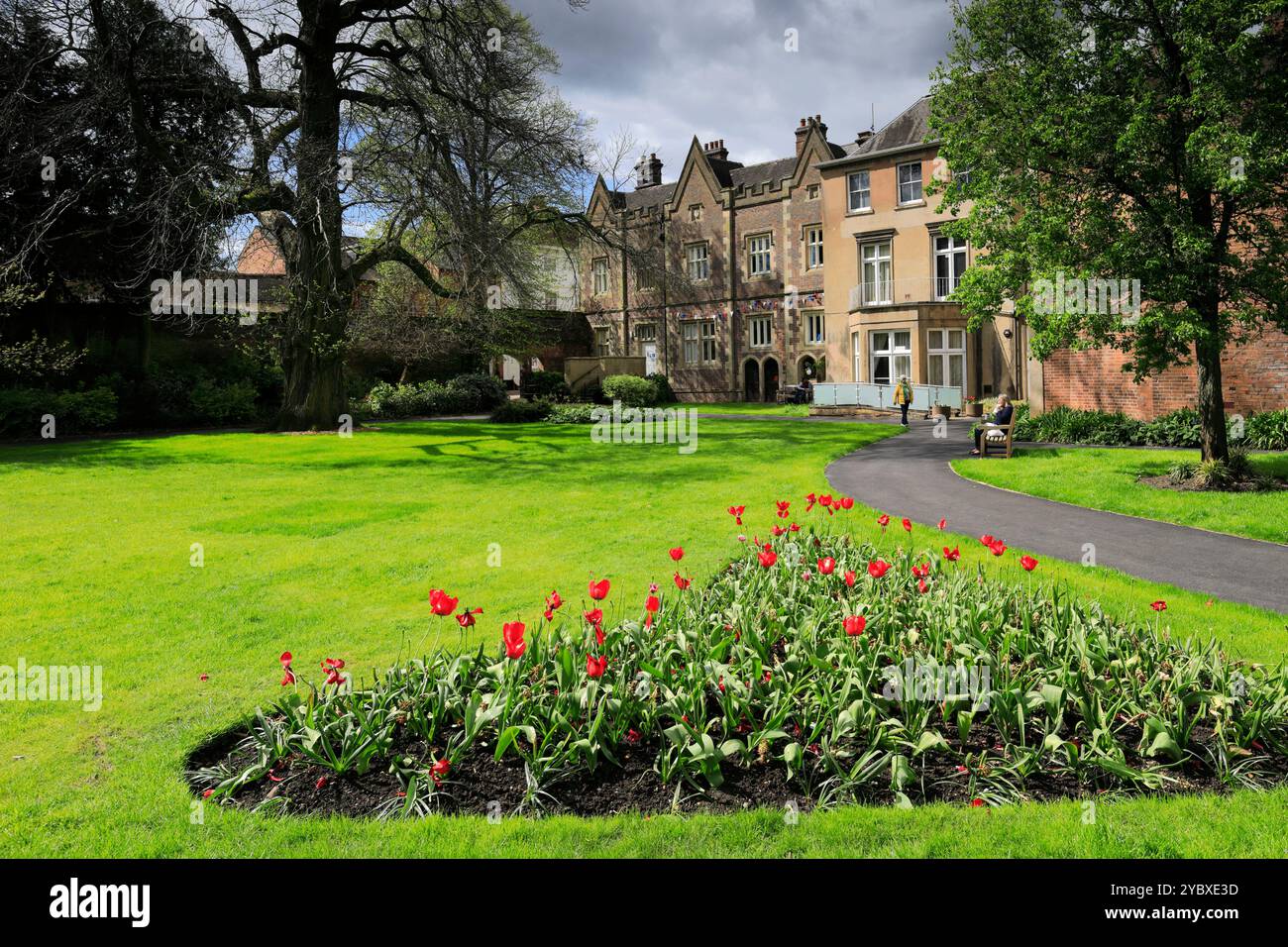 Il Pageant Garden nel parco del Warwick Visitor Centre, Warwick Town, Warwickshire, Inghilterra, Regno Unito Foto Stock
