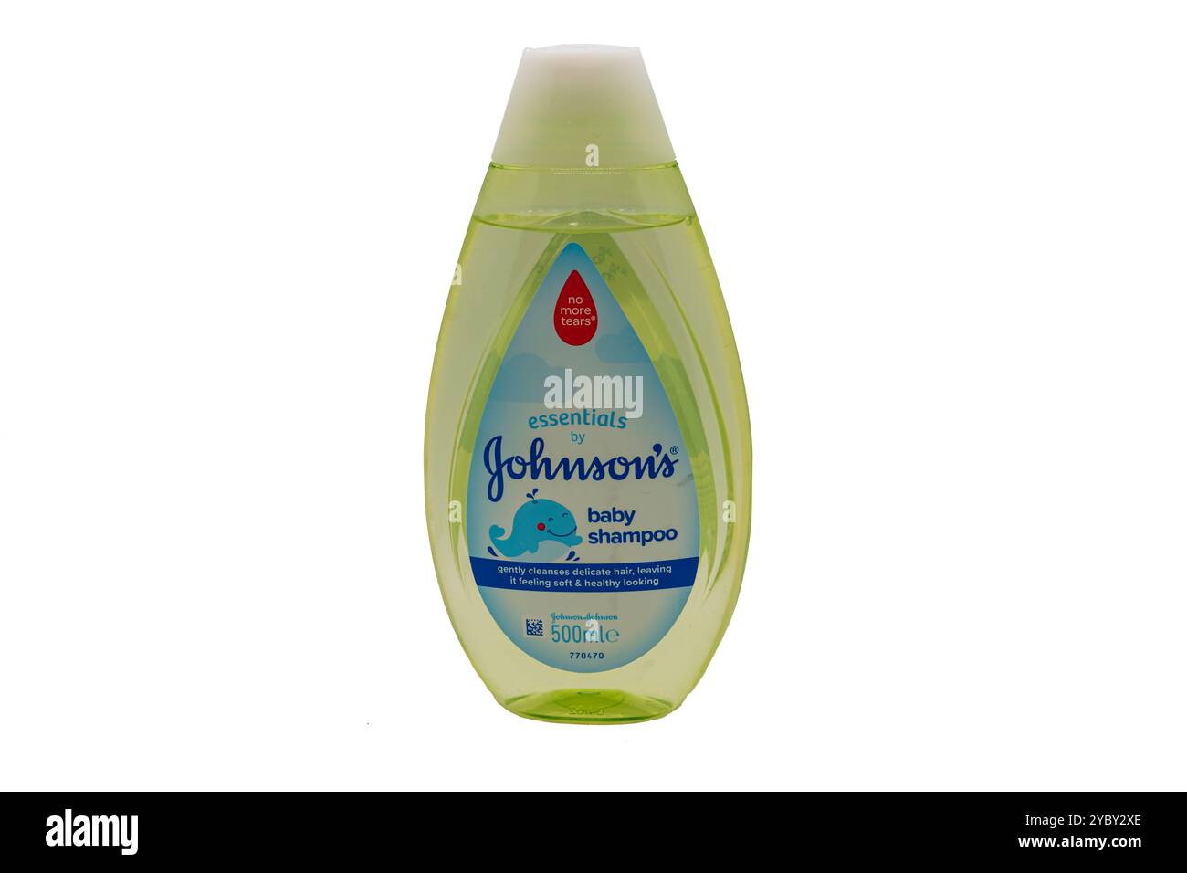 Wolverhampton UK – 19 ottobre 2024: Bottiglia di Johnson's Baby Shampoo, isolato su sfondo bianco Foto Stock