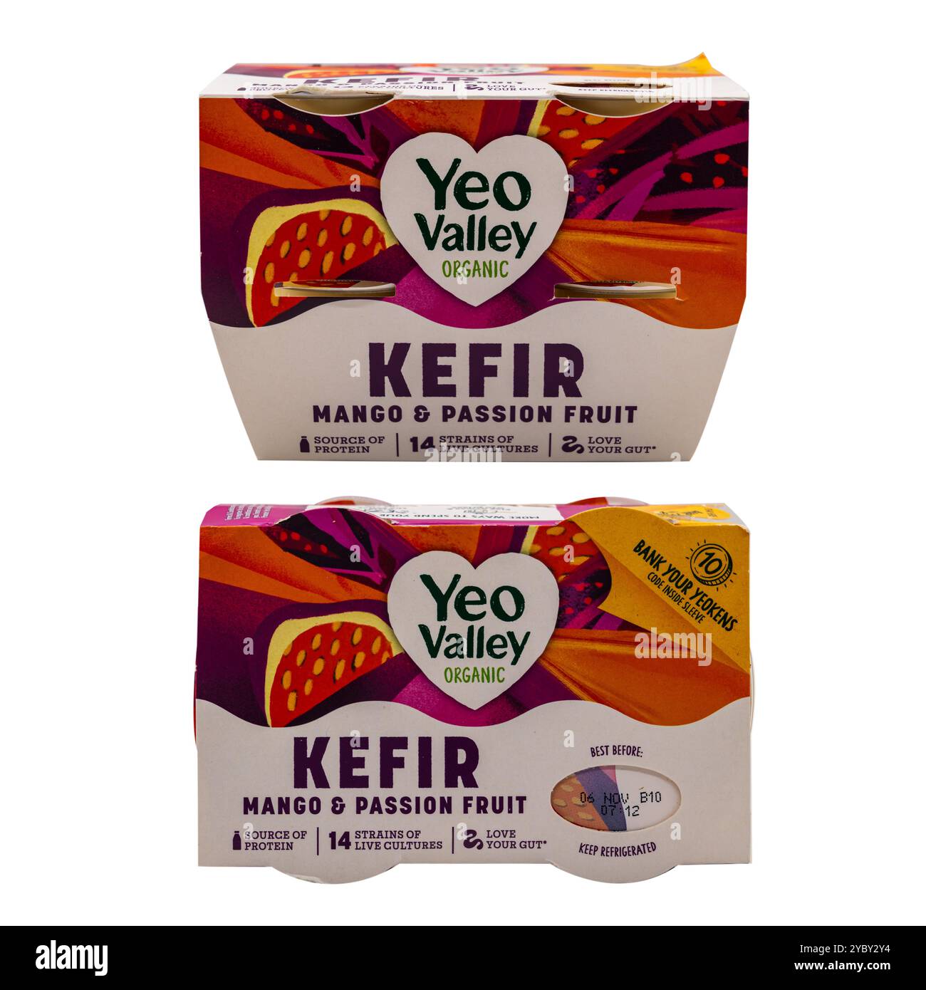 Wolverhampton Regno Unito – 19 ottobre 2024: Scatole di sano Yeo Valley, kefir yogurt isolato su sfondo bianco Foto Stock