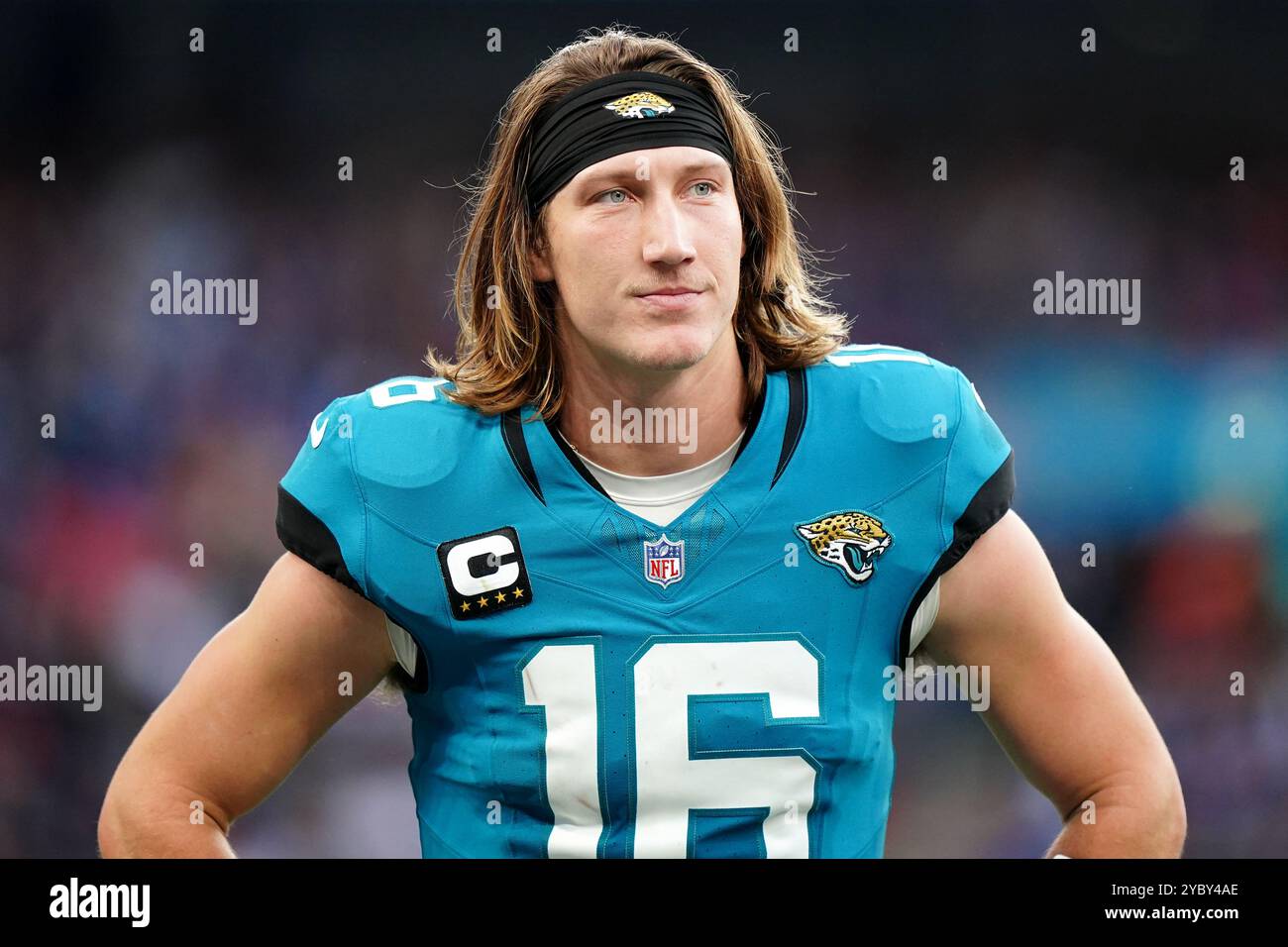 Trevor Lawrence dei Jacksonville Jaguars durante la partita internazionale NFL al Tottenham Hotspur Stadium di Londra. Data foto: Domenica 20 ottobre 2024. Foto Stock